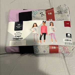 Member's Mark Kids Capri Leggings 3-Pack - Black, Gray, Purple